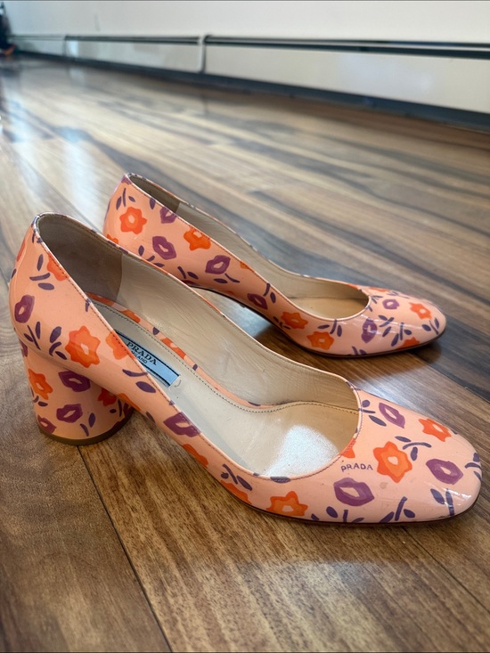 Prada Shoes - Prada Peach Floral Block Heel Pumps sz 39